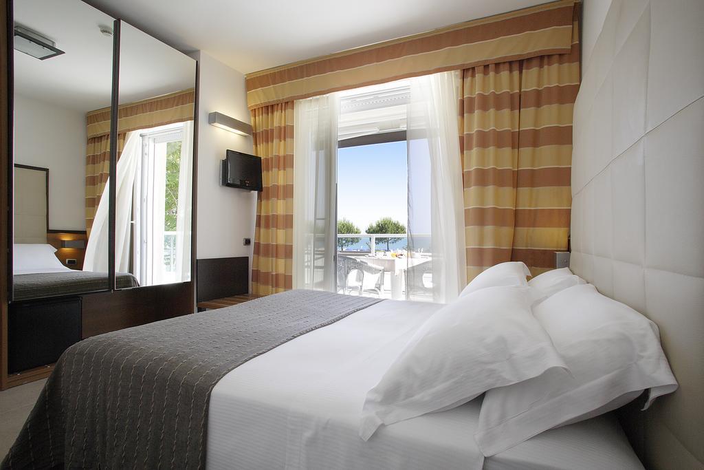 Park Hotel Ermitage Resort & Spa Lido di Jesolo Exterior photo