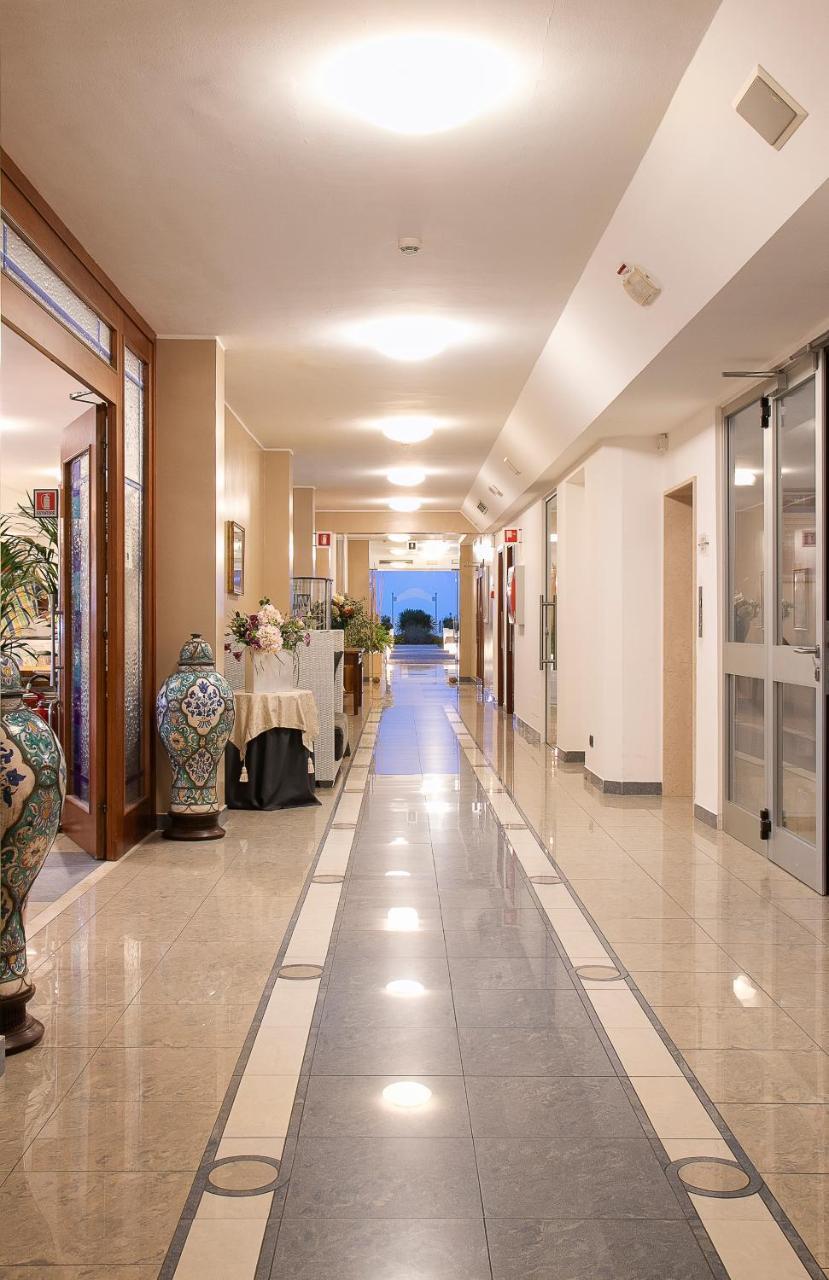 Park Hotel Ermitage Resort & Spa Lido di Jesolo Exterior photo